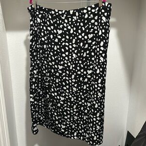 Floerns Women's Print Split Thigh Maxi Skirt Black and White 3XL